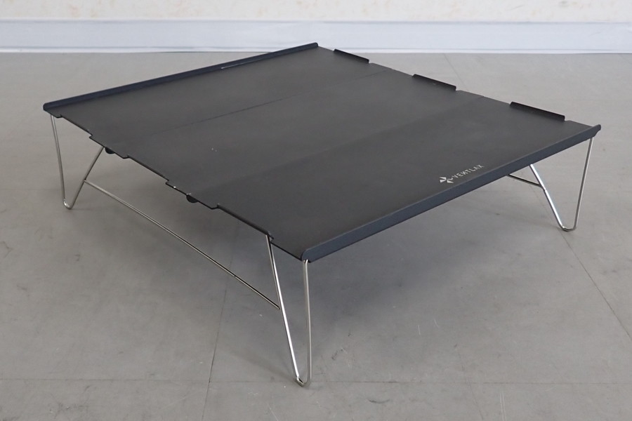 VENTLAX アルミニウムソロテーブル(山梨)