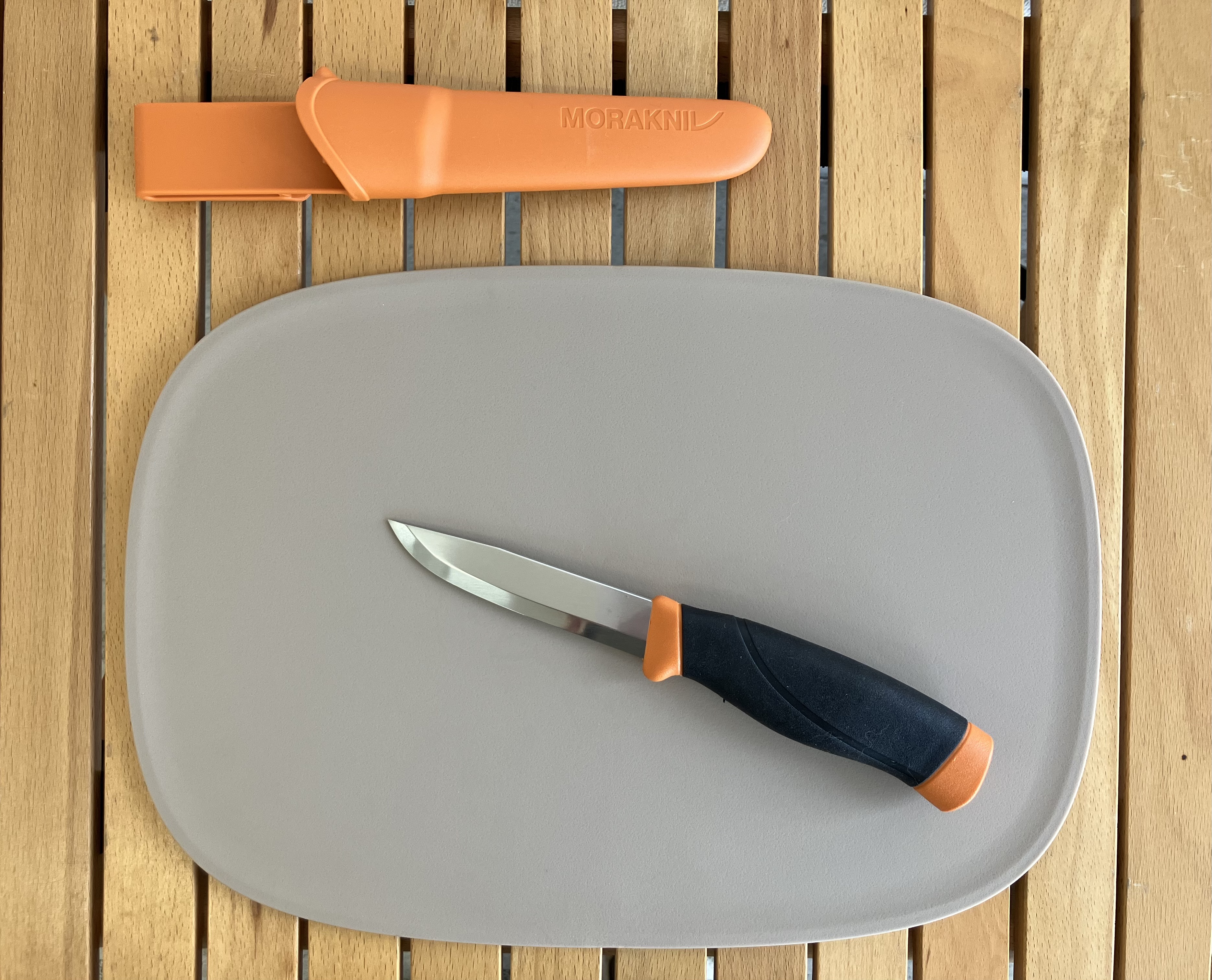 MUAMUA まな板 & Morakniv モーラナイフ