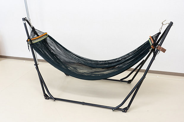 自立式ハンモック(ブラック)