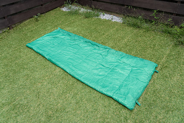 寝袋(シュラフ)グリーン