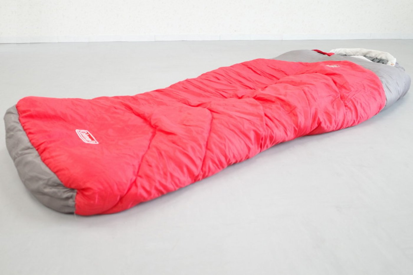 商品画像 【冬オススメ】コールマン マミー型寝袋（レッドグレー） 2