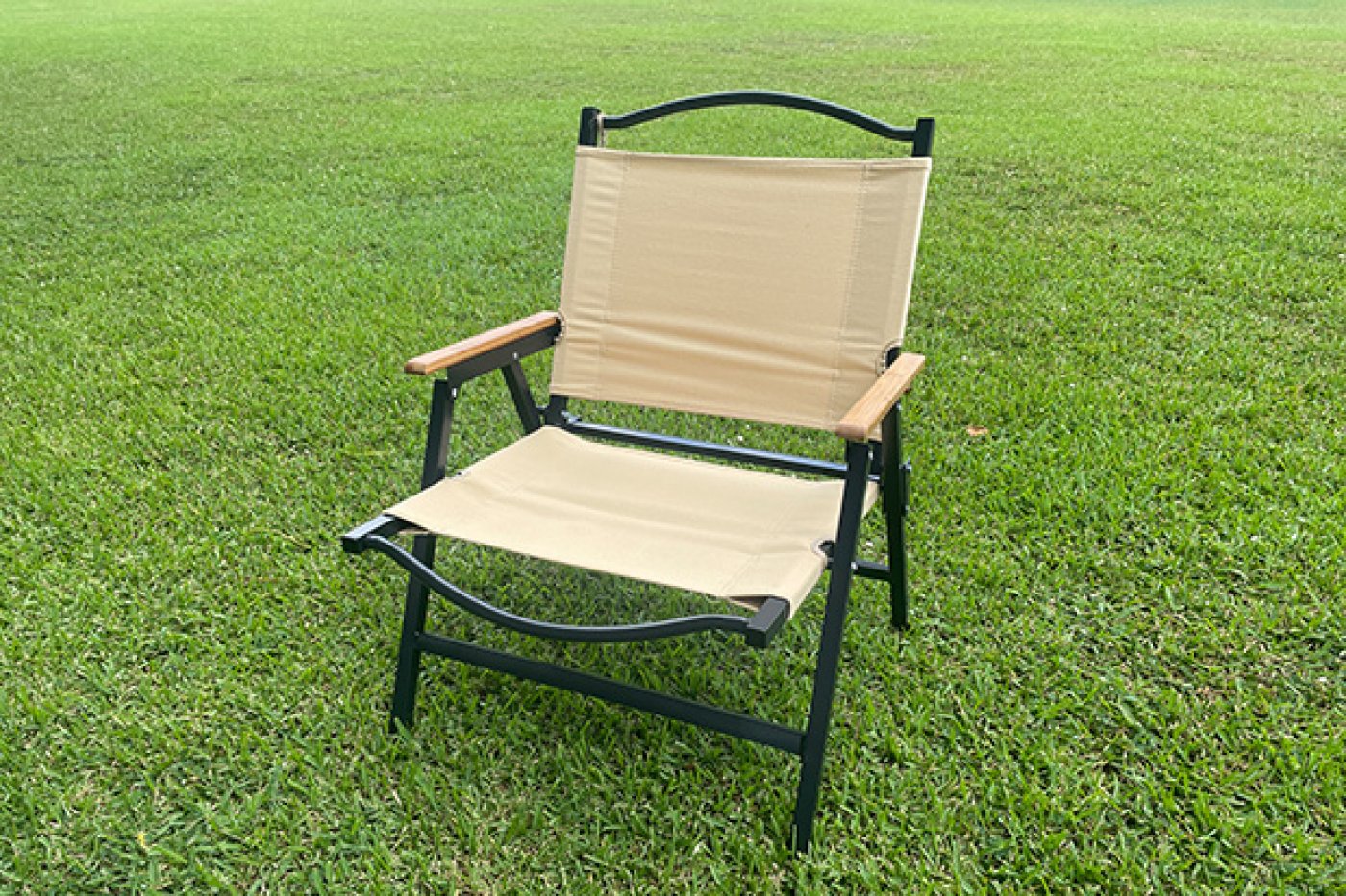 バンドック ロースタイルチェア(ベージュ)